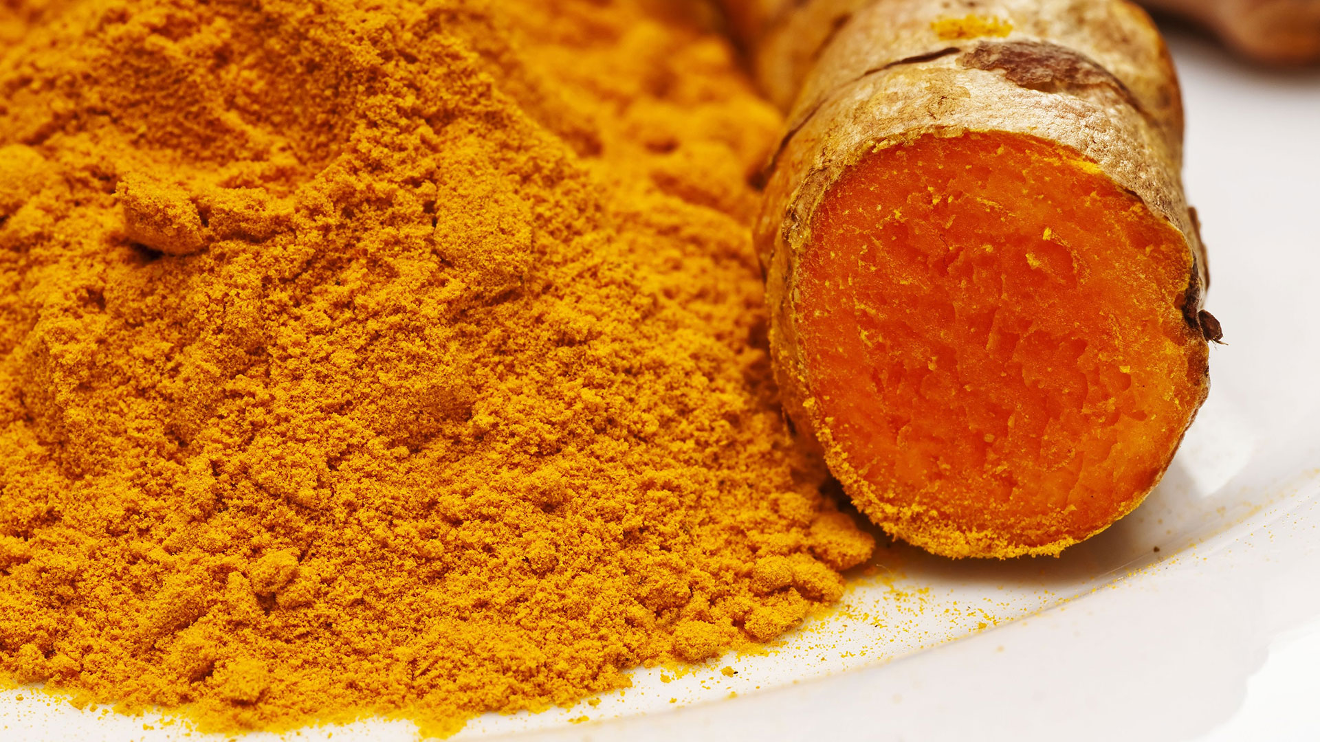 ALGUNOS ALIMENTOS ESTRELLA curcuma