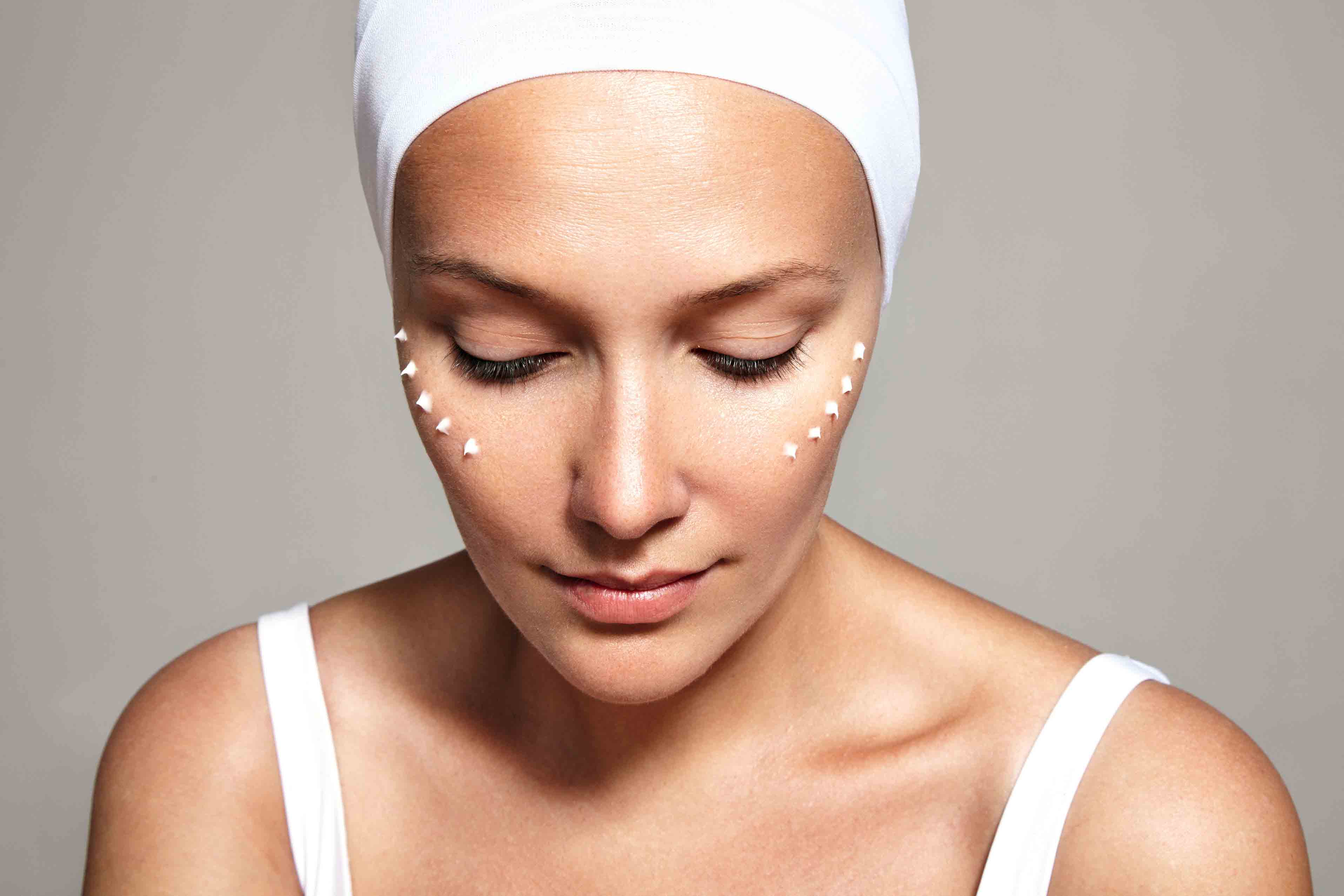 TRATAMIENTOS COSMETOLÓGICOS ácido hialurónico Vitamina C